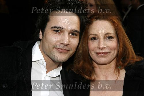 Amsterdam 26 april 2006
premiere Mission Impossible in Tuschinski.
Marian Mudder met een vriend