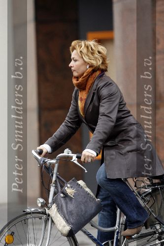 Breukelen 12 april 2006
Mariska v Kolck op de fiets in Breukelen