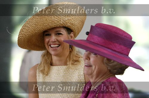 Buenos Aires 1 april 2006
Koningin Beatrix Maxima en Prins Willem Alexander op staatsbezoek in Argentinie.