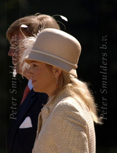Buenos Aires 1 april 2006
Prinses maxima Prins Willem Alexander en Koningin Beatrix op staatsbezoek in Argentinie.