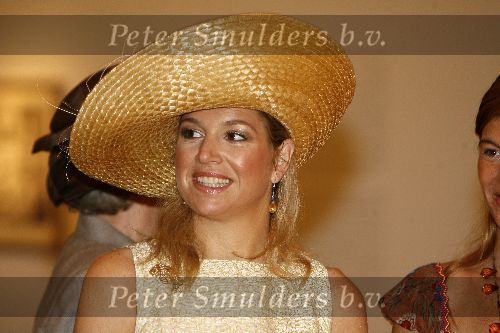 Buenos Aires 1 april 2006
Koningin Beatrix Maxima en Prins Willem Alexander op staatsbezoek in Argentinie.