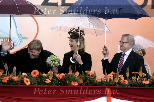 Zeewolde 29 april 2006
Koninginnedag 2006 in Almere en Zeewolde.
Prinses Maxima en Prins Willem Alexander en Pieter v Vollenhoven
