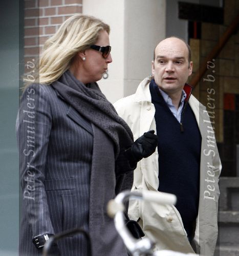Amsterdam 15 april 2006
Monique Collignon winkelend met man op pc hooftstraat