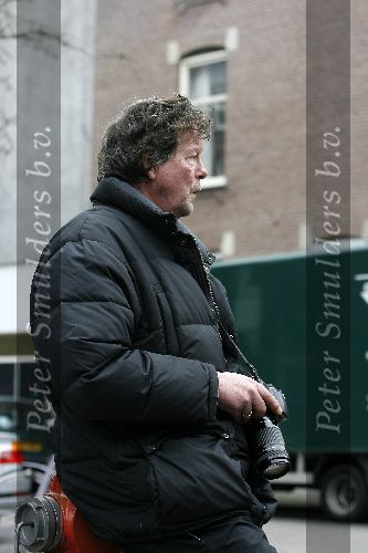 Amsterdam 15 april 2006
Paparazzi Paul dubois op de cornelis schuytstraat