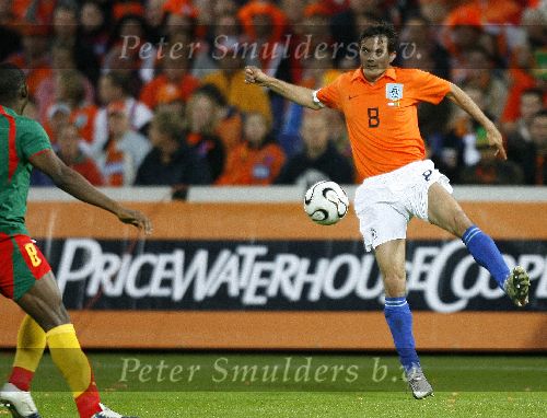 Zaterdag, 27 Mei 2006 Vriendschappelijke interland op weg naar het WK 2006 Nederland-Kameroen, eindstand 1-0
Phillip Cocu
© Edwin van Zandvoort
