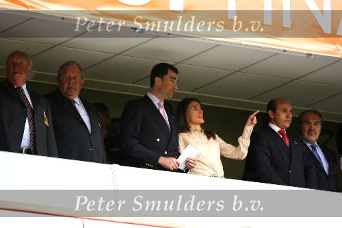Eindhoven, 10 Mei 2006 Finale UEFA Cup Seizoen 2005/2006 tussen Middlesbrough FC-FC Sevilla, eindstand 0-4
Prins Felipe samen met zijn vrouw oud TV Journaliste Letizia Ortis Rocasolano op de eretribune
© Edwin van Zandvoort