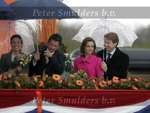 Zeewolde 29 april 2006
Koninginnedag 2006 in Almere en Zeewolde.
 Prinses Aimee en Prins Floris