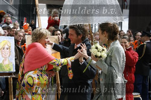 Almere 29 april 2006
Koninginnedag 2006 in Almere en Zeewolde.
Prinses Laurentien Prinses Marilene en Prins Maurits