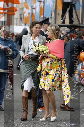 Almere 29 april 2006
Koninginnedag 2006 in Almere en Zeewolde.
Prinses Marilene en Prinses laurentien