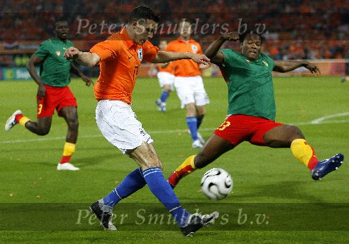Zaterdag, 27 Mei 2006 Vriendschappelijke interland op weg naar het WK 2006 Nederland-Kameroen, eindstand 1-0
Robin v Persie
© Edwin van Zandvoort