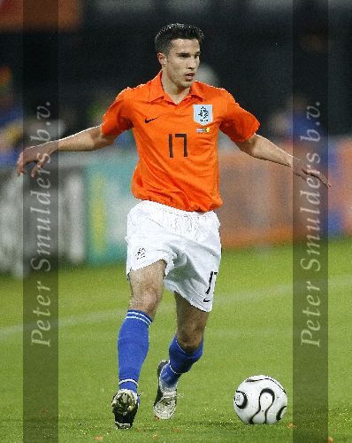Zaterdag, 27 Mei 2006 Vriendschappelijke interland op weg naar het WK 2006 Nederland-Kameroen, eindstand 1-0
Robin v Persie
© Edwin van Zandvoort