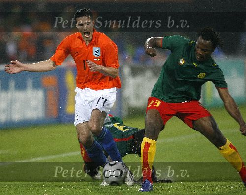 Zaterdag, 27 Mei 2006 Vriendschappelijke interland op weg naar het WK 2006 Nederland-Kameroen, eindstand 1-0
Robin v Persie
© Edwin van Zandvoort