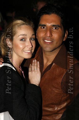 Amsterdam 4 april 2006
Presentatie samsung telefoon in Cineac.
Do zangeres met Rodrigo Otazu