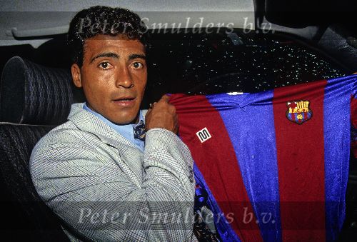 Eindhoven, 10 Mei 1993
Romario met het FC Barcelona shirt.
Hij heeft net een contract getekend voor 3 jaar