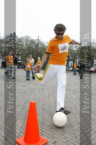 Amsterdam 23 april 2006
Voetballen voor SOS kinderdorpen in Amsterdam.
Ruben Nicolai