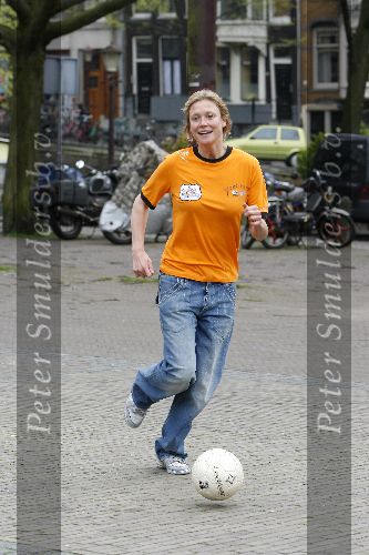 Amsterdam 23 april 2006
Voetballen voor SOS kinderdorpen in Amsterdam.
 Sophie Hilbrands