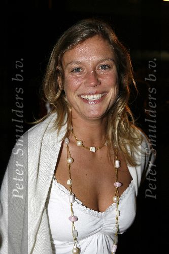 Amsterdam 7 maart 2006
Premiere ik omhels je met 1000 armen in Pathe arena.
Sophie Hillebrand