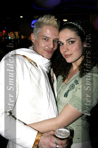 Amsterdam 7 maart 2006
Premiere ik omhels je met 1000 armen in Pathe arena.
Tygo Gernandt met zijn ex Anna Drijver