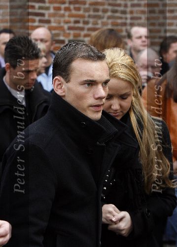 Utrecht 14 april 2006
Begrafenis Wout v Dodeweerd.
Wesley Sneijder met vrouw