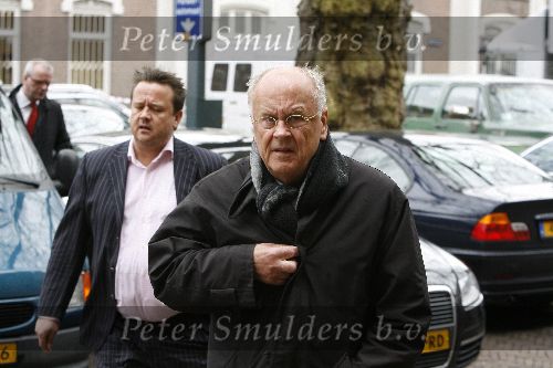 Utrecht 14 april 2006
Begrafenis Wout v Dodeweerd.
Willem v Kooten met zoon