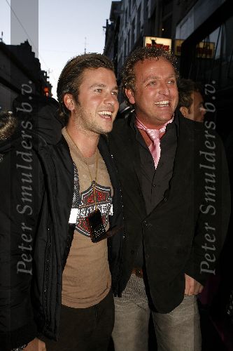 Amsterdam 4 april 2006
Presentatie samsung telefoon in Cineac.
Gordon met Winston Gerschtanowitz