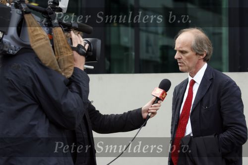 Amsterdam 9 mei 2007
Rechtzaak Connie Breukhoven tegen witheet en zij online (Leo v Royen). Hans Breukhoven was er ook bij. Advocaat  Stefan Kalff