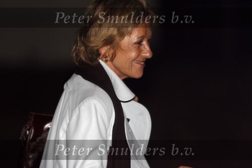 Den Haag 10 april 2007
Prins Willem Alexander blijj na de geboorte van zijn derde dochter. Koningin Beatrix en de moeder van Maxima, Carmen Zorrequieta komen op bezoek in het Bronovo ziekenhuis.