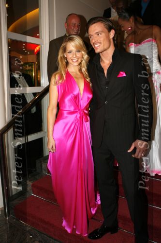 Scheveningen 15 april 2007
Premiere Tarzan in het circus theater. Chantal janzen en Ron Link