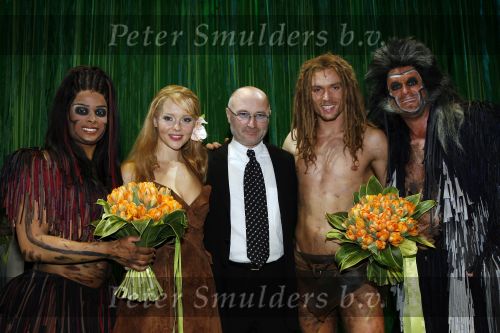 Scheveningen 15 april 2007
Premiere Tarzan in het circus theater. Chantal Janzen Ron Link  Phil Collins Chaira Borderslee en Jeroen Phaff