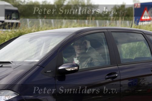 Weesp 9 mei 2007
Chiel Beelen achter het stuur terwijl hij zijn rijbewijs kwijt is.