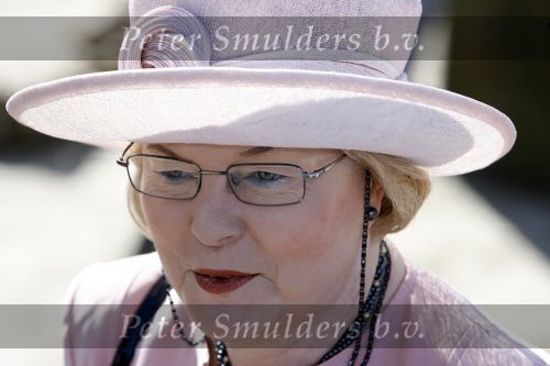 Woudrichem Den Bosch 30 april 2007
Koningin Beatrix Prins Willem Alexander Prins Friso mabel Wisse Smit Prins Constantijn Prinses Laurentien Prinses Margriet Pieter v Vollenhoven Prins Maurits Prinses Marilene Prins Bernhard jr Prinses Annette Prins Pieter Christiaan Prinses  Anita Prins Floris en Prinses Aimee koninginnedag. Hanja May weggen