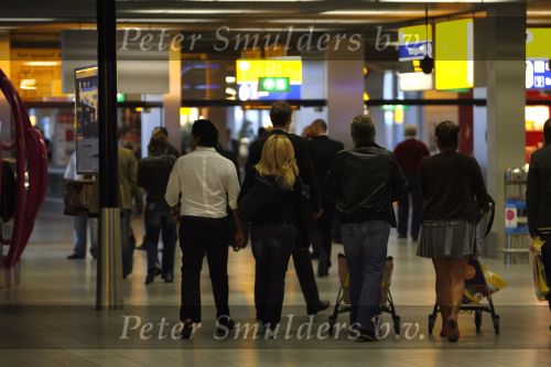 Amsterdam 26 april 2007
Conn ie Hans Shanna en Marvin Breukhoven op schiphol.