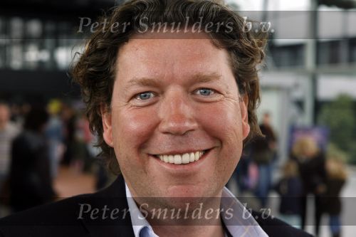 Rotterdam 7 april 2007
Premiere K3 in ahoy. Henkjan Smits met zonnebril en gezin