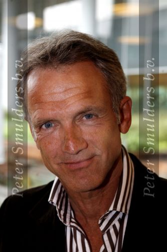 Schiphol oost 7 mei 2007
Presentatie 10 finalisten van de Mis Missverkiezing met Jaap Jongbloed en Lucille Werner.