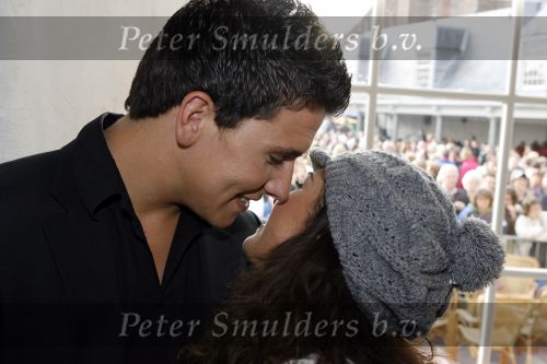 Amersfoort 29 mei 2007
Tros zomerfeest op plein in Amersfoort. Jan Smit en Yolanthe Cabau v Kasbergen
Peter Smulders bv