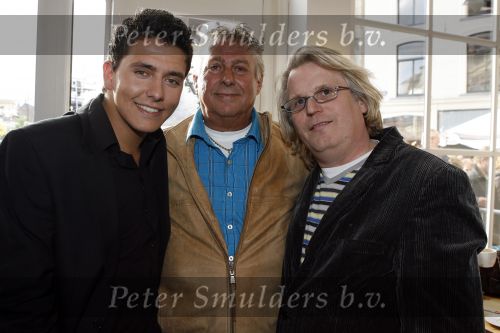 Amersfoort 29 mei 2007
Tros zomerfeest op plein in Amersfoort. Jan Smit Frank Timmer en Jaap Buijs
Peter Smulders bv