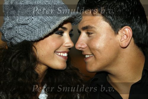 Amersfoort 29 mei 2007
Tros zomerfeesten op plein in amersfoort. Jan Smit en Yolanthe Cabau v Kasbergen
Peter Smulders bv