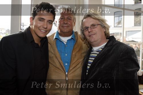 Amersfoort 29 mei 2007
Tros zomerfeest op plein in Amersfoort. Jan Smit Frank Timmer en Jaap Buijs
Peter Smulders bv