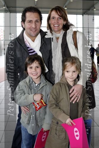 Rotterdam 7 april 2007
Premiere K3 in ahoy. Jeroen Blijlevens met vrouw en kinderen
