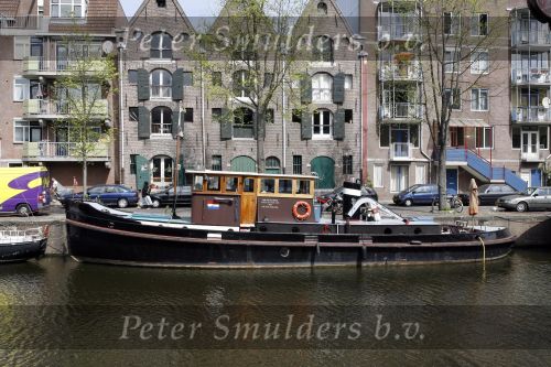 Amsterdam 24 april 2007
Jeroen Pauw met zijn vriendin op zijn woonboot en daarna bij zijn nieuwe huis
