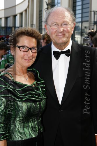 Scheveningen 15 april 2007
Premiere Tarzan in het circus theater.  Joop v d Ende met Janine