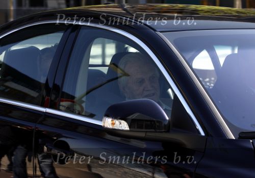 Leiden 2 mei 2007
Prinses Ariana ligt in het leids UMC  ziekenhuis ivm infectie aan de luchtwegen.
Maxima Prins Willem Alexander en Jorge Zoorequieta en Carmen Zorreguieta komen op bezoek.