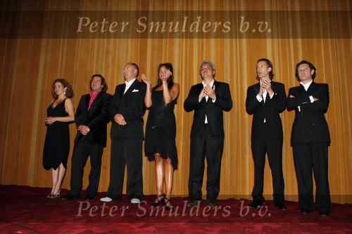 Amsterdam 7 mei 2007
Premiere amerikaanse uitvoering van de film interview in Tuschinski. Theodor Holman Katja Schuurman Pierre Bokma Hans Teeuwen en...
