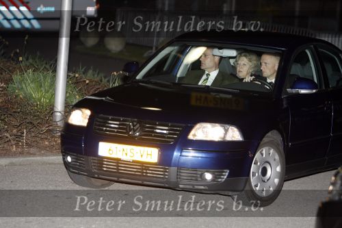 Den Haag 10 april 2007
Prins Willem Alexander blijj na de geboorte van zijn derde dochter. Koningin Beatrix en de moeder van Maxima, Carmen Zorrequieta komen op bezoek in het Bronovo ziekenhuis.
