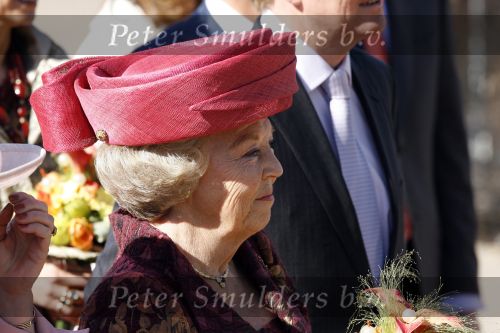 Woudrichem Den Bosch 30 april 2007
Koningin Beatrix Prins Willem Alexander Prins Friso mabel Wisse Smit Prins Constantijn Prinses Laurentien Prinses Margriet Pieter v Vollenhoven Prins Maurits Prinses Marilene Prins Bernhard jr Prinses Annette Prins Pieter Christiaan Prinses  Anita Prins Floris en Prinses Aimee koninginnedag 2007.