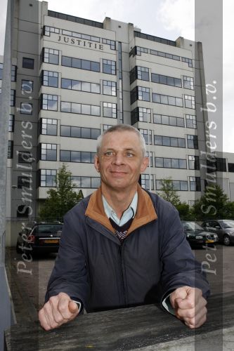 Amsterdam 9 mei 2007
Rechtbank expert Maarten v d Tas voor de rectbank van amsterdam.