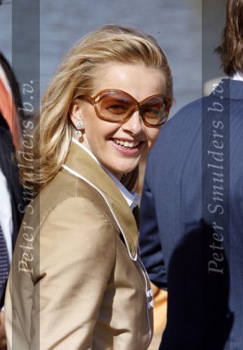 Woudrichem Den Bosch 30 april 2007
Koningin Beatrix Prins Willem Alexander Prins Friso mabel Wisse Smit Prins Constantijn Prinses Laurentien Prinses Margriet Pieter v Vollenhoven Prins Maurits Prinses Marilene Prins Bernhard jr Prinses Annette Prins Pieter Christiaan Prinses  Anita Prins Floris en Prinses Aimee koninginnedag 2007.