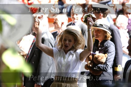 Woudrichem Den Bosch 30 april 2007
Koningin Beatrix Prins Willem Alexander Prins Friso mabel Wisse Smit Prins Constantijn Prinses Laurentien Prinses Margriet Pieter v Vollenhoven Prins Maurits Prinses Marilene Prins Bernhard jr Prinses Annette Prins Pieter Christiaan Prinses  Anita Prins Floris en Prinses Aimee koninginnedag 2007.