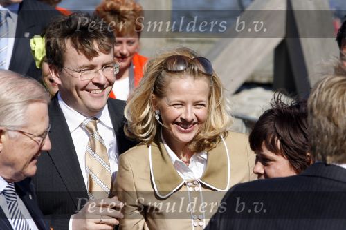 Woudrichem Den Bosch 30 april 2007
Koningin Beatrix Prins Willem Alexander Prins Friso mabel Wisse Smit Prins Constantijn Prinses Laurentien Prinses Margriet Pieter v Vollenhoven Prins Maurits Prinses Marilene Prins Bernhard jr Prinses Annette Prins Pieter Christiaan Prinses  Anita Prins Floris en Prinses Aimee koninginnedag 2007.