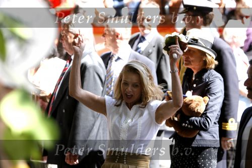 Woudrichem Den Bosch 30 april 2007
Koningin Beatrix Prins Willem Alexander Prins Friso mabel Wisse Smit Prins Constantijn Prinses Laurentien Prinses Margriet Pieter v Vollenhoven Prins Maurits Prinses Marilene Prins Bernhard jr Prinses Annette Prins Pieter Christiaan Prinses  Anita Prins Floris en Prinses Aimee koninginnedag 2007.